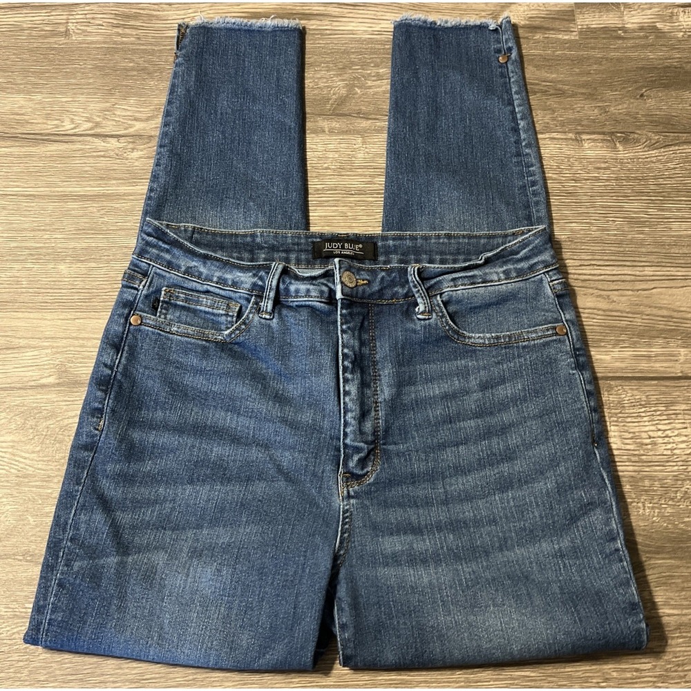 Judy Blue High Waisted Frayed Slit Hem Skinny Fit Jeans Size 13/31 (30x28) - Picture 2 of 10